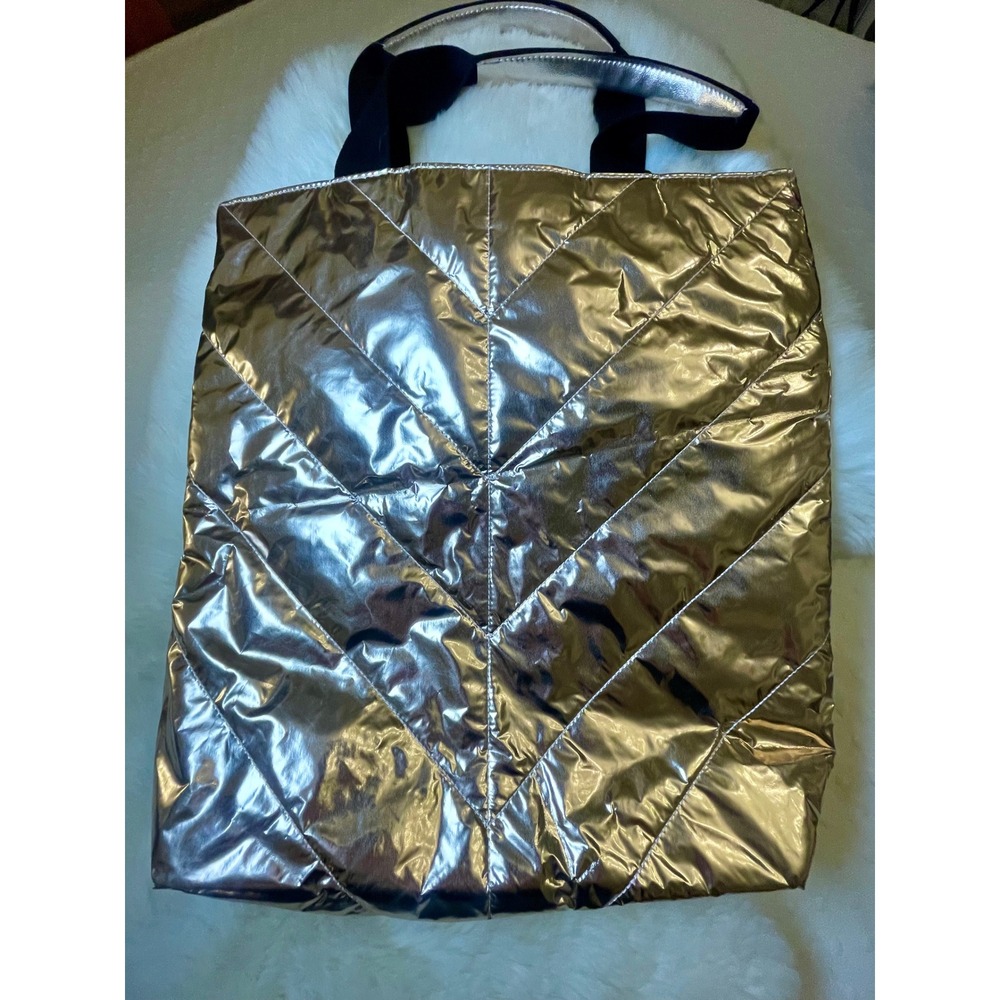 Victoria's Secret Rose Gold Quilted Metallic Tote Bag Limited Edition NWT - Picture 4 of 8